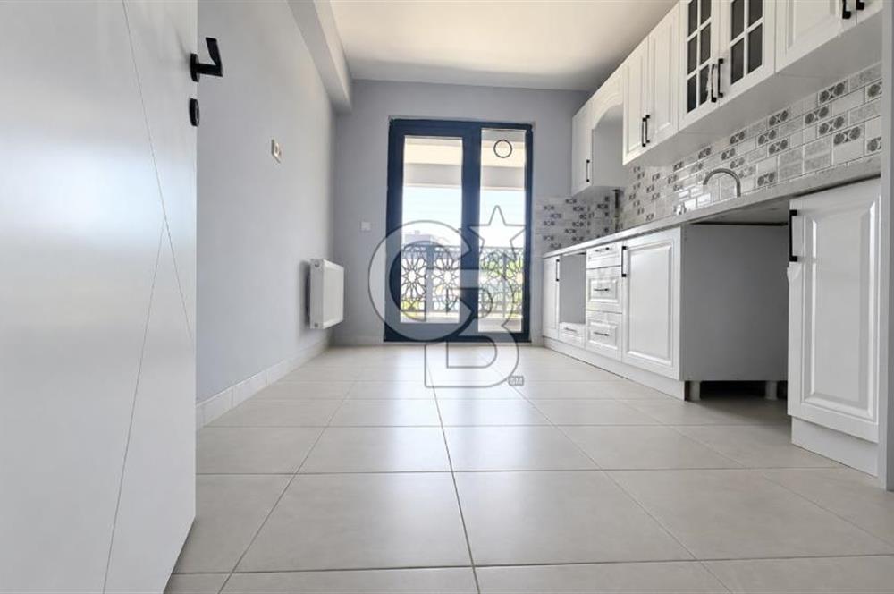 LAPSEKİ SAHİLDE SATILIK KAPALI MUTFAKLI 2+1 DAİRE