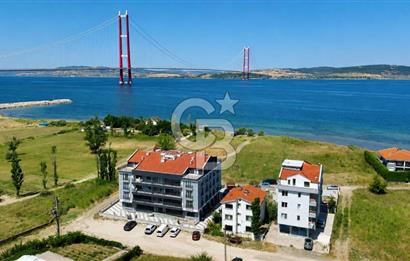 LAPSEKİ SAHİLDE SATILIK KAPALI MUTFAKLI 2+1 DAİRE