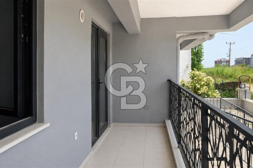 LAPSEKİ SAHİLDE SATILIK KAPALI MUTFAKLI 2+1 DAİRE