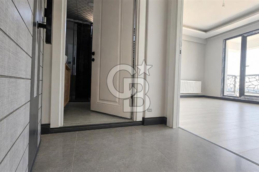 LAPSEKİ DALYAN MAHALLESİ'NDE BOĞAZ MANZARALI SATILIK 2+1 DAİRE