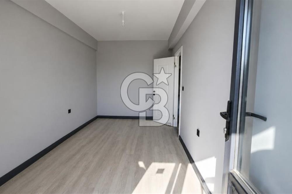 LAPSEKİ DALYAN MAHALLESİ'NDE BOĞAZ MANZARALI SATILIK 2+1 DAİRE