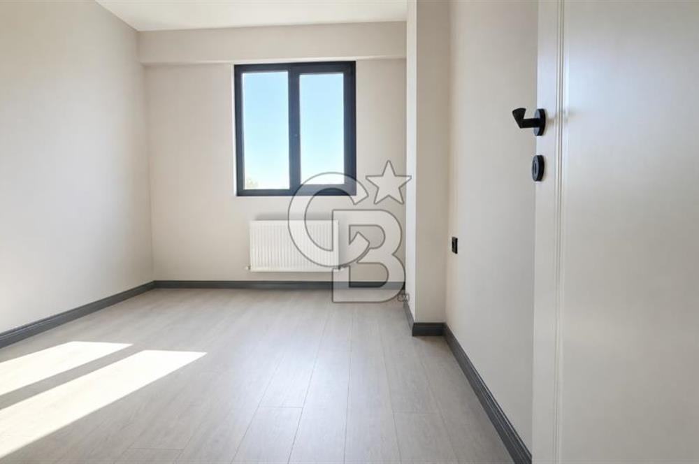 LAPSEKİ DALYAN MAHALLESİ'NDE BOĞAZ MANZARALI SATILIK 2+1 DAİRE