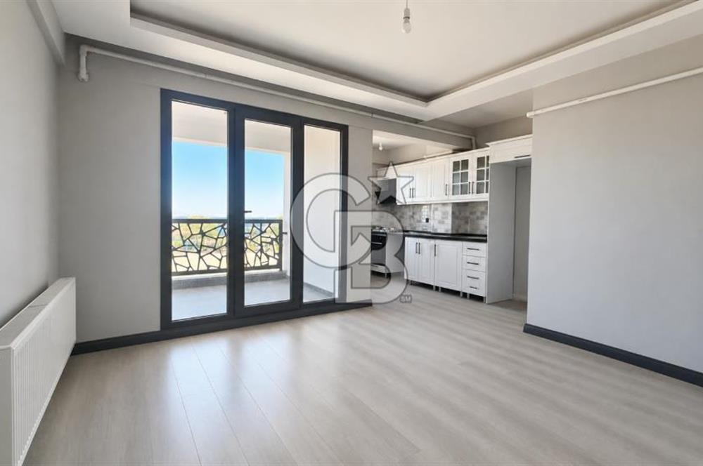 LAPSEKİ DALYAN MAHALLESİ'NDE BOĞAZ MANZARALI SATILIK 2+1 DAİRE