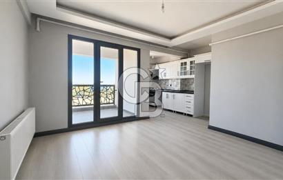 LAPSEKİ DALYAN MAHALLESİ'NDE BOĞAZ MANZARALI SATILIK 2+1 DAİRE