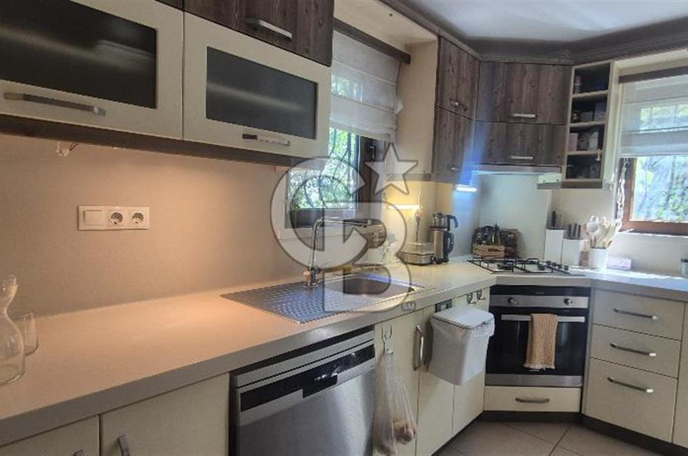 Ayvalık Sefa Çamlık'ta Müstakil Villa