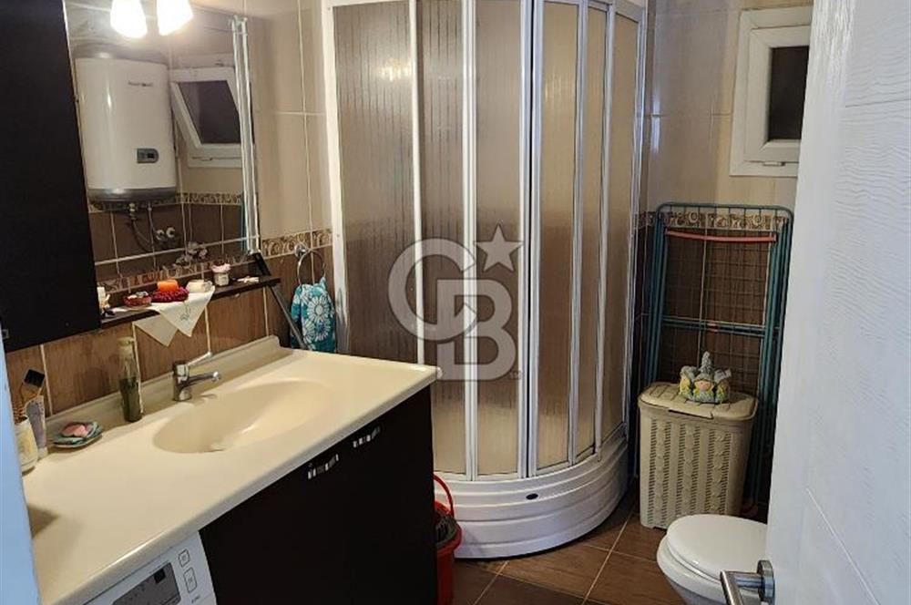 UĞUR MUMCU MAHALLESİN DE SATILIK ARAKAT 2+1 DAİRE