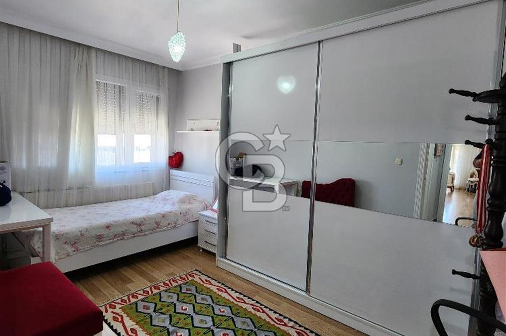 UĞUR MUMCU MAHALLESİN DE SATILIK ARAKAT 2+1 DAİRE