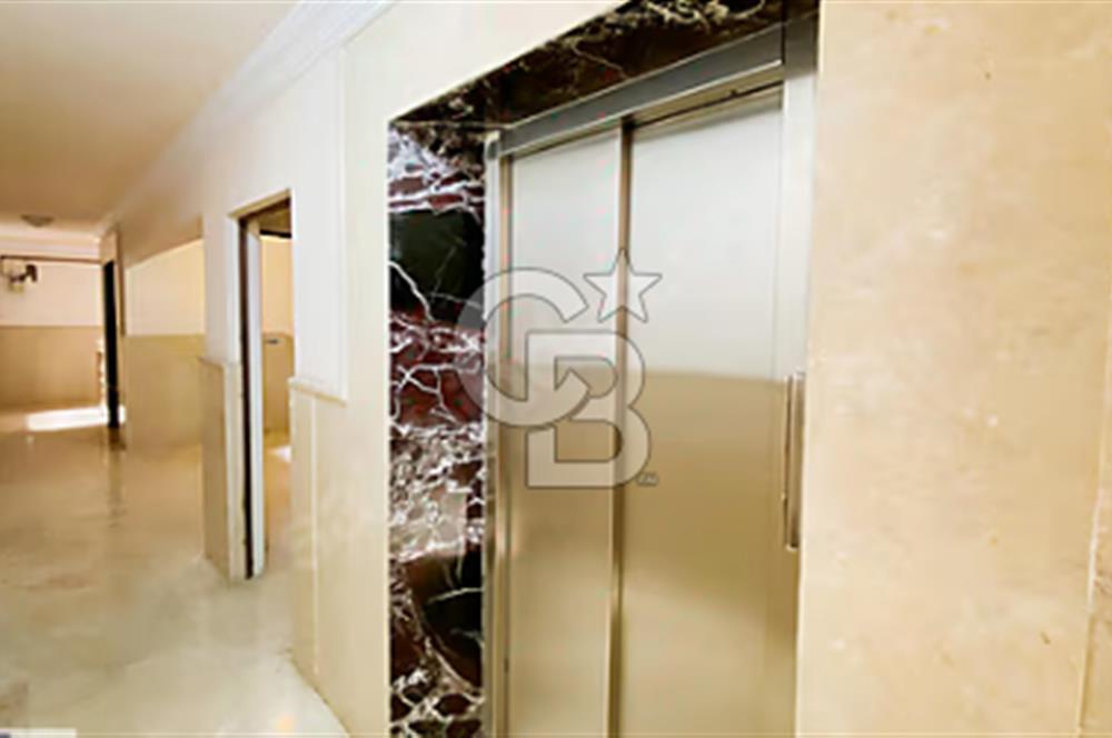 ÇANKAYA ÖVEÇLER VADİ PARK YANINDA 1059. CAD. SATILIK 4+1 DAİRE