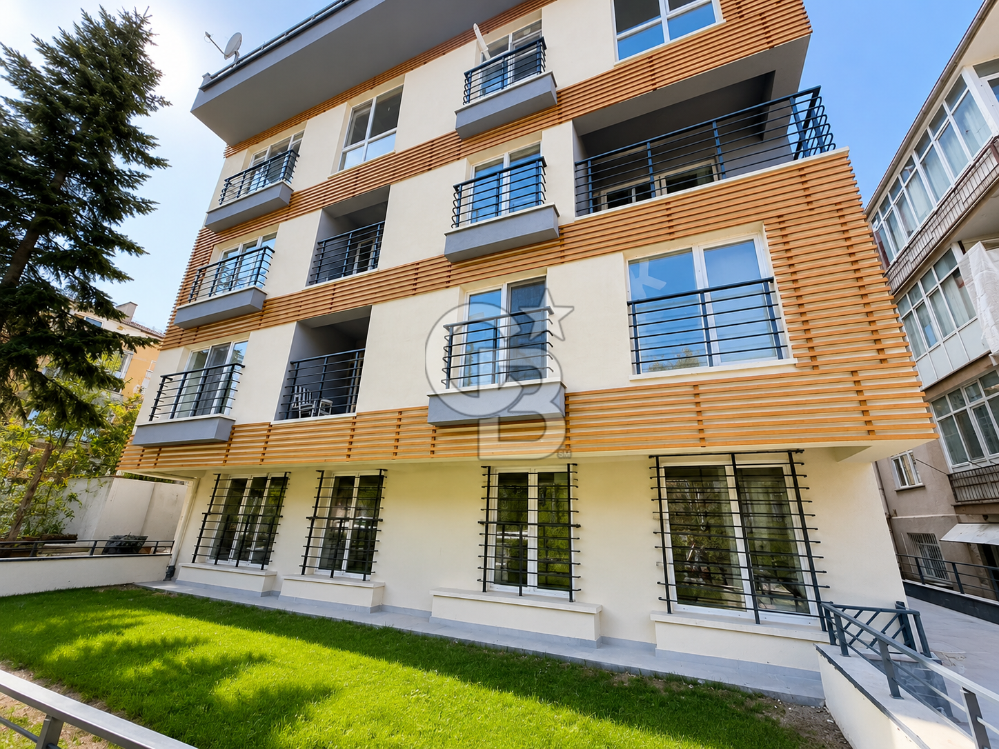 YÜCETEPE MH ORDULAR SK | 2+1 | NET 75 m² | YENİ BİNA | ANITKABİR YAKINI 