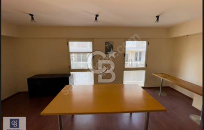 CUMHURİYET MEYDANI YAKINI İŞYERİNE UYGUN ÇİFT DAİRE