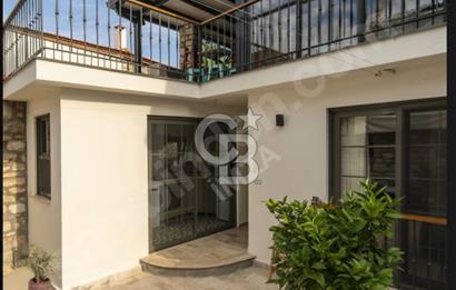 SATILIK BUTİK OTEL URLA MERKEZ'DE TARİHİ TAŞ EV