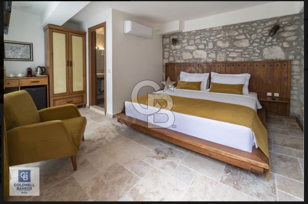 SATILIK BUTİK OTEL URLA MERKEZ'DE TARİHİ TAŞ EV