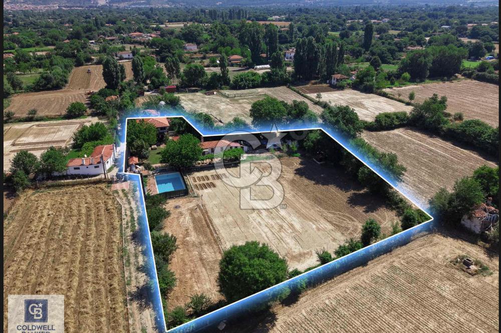 3.674m2 Havuzlu, Müştemilatlı, Tarım Arazili Satılık Çiftlik