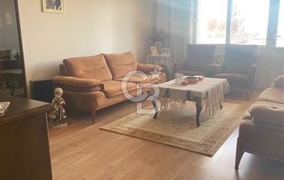 Bornova Atatürk Mahallesi'nde Satılık Deniz Manzaralı Müstakil Komple Bina