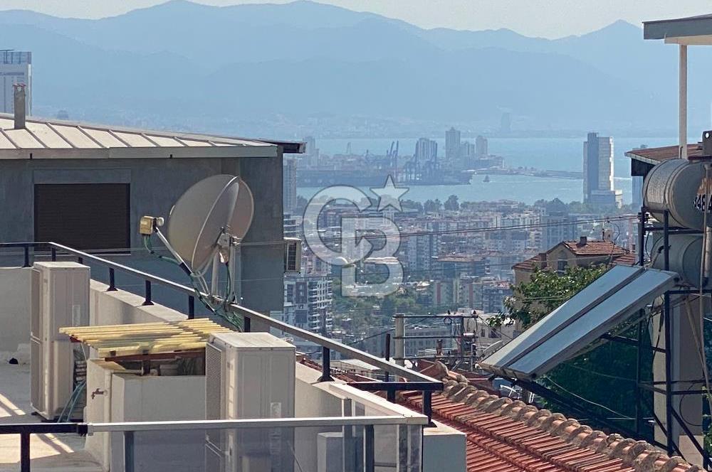 Bornova Atatürk Mahallesi'nde Satılık Deniz Manzaralı Müstakil Komple Bina