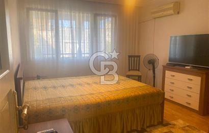 Bornova Atatürk Mahallesi'nde Satılık Deniz Manzaralı Müstakil Komple Bina