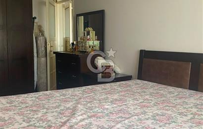 Bornova Atatürk Mahallesi'nde Satılık Deniz Manzaralı Müstakil Komple Bina