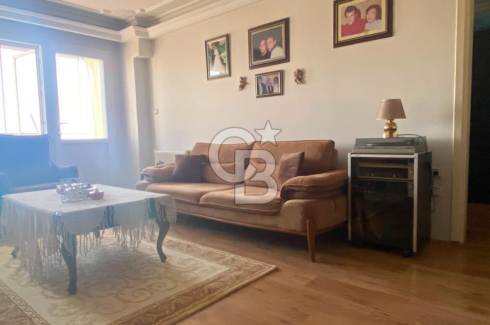 Bornova Atatürk Mahallesi'nde Satılık Deniz Manzaralı Müstakil Komple Bina