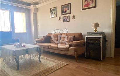 Bornova Atatürk Mahallesi'nde Satılık Deniz Manzaralı Müstakil Komple Bina