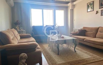 Bornova Atatürk Mahallesi'nde Satılık Deniz Manzaralı Müstakil Komple Bina