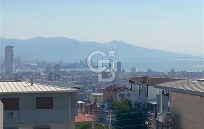 Bornova Atatürk Mahallesi'nde Satılık Deniz Manzaralı Müstakil Komple Bina