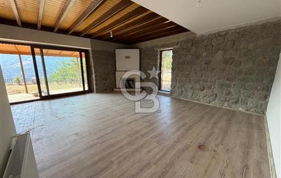 CB LİKA'DAN DOĞA MANZARALI SATILIK LÜKS TAŞ VİLLA