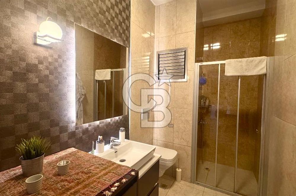 Bornova Narova 2 Sitesinde ful Eşyalı Kiralık 1+1 Daire