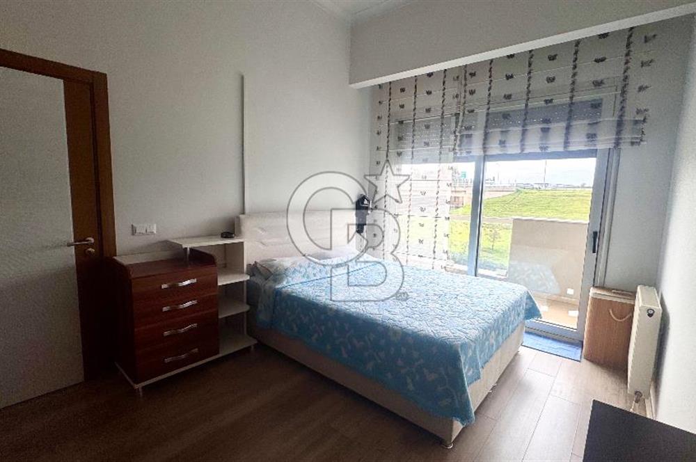 Bornova Narova 2 Sitesinde ful Eşyalı Kiralık 1+1 Daire
