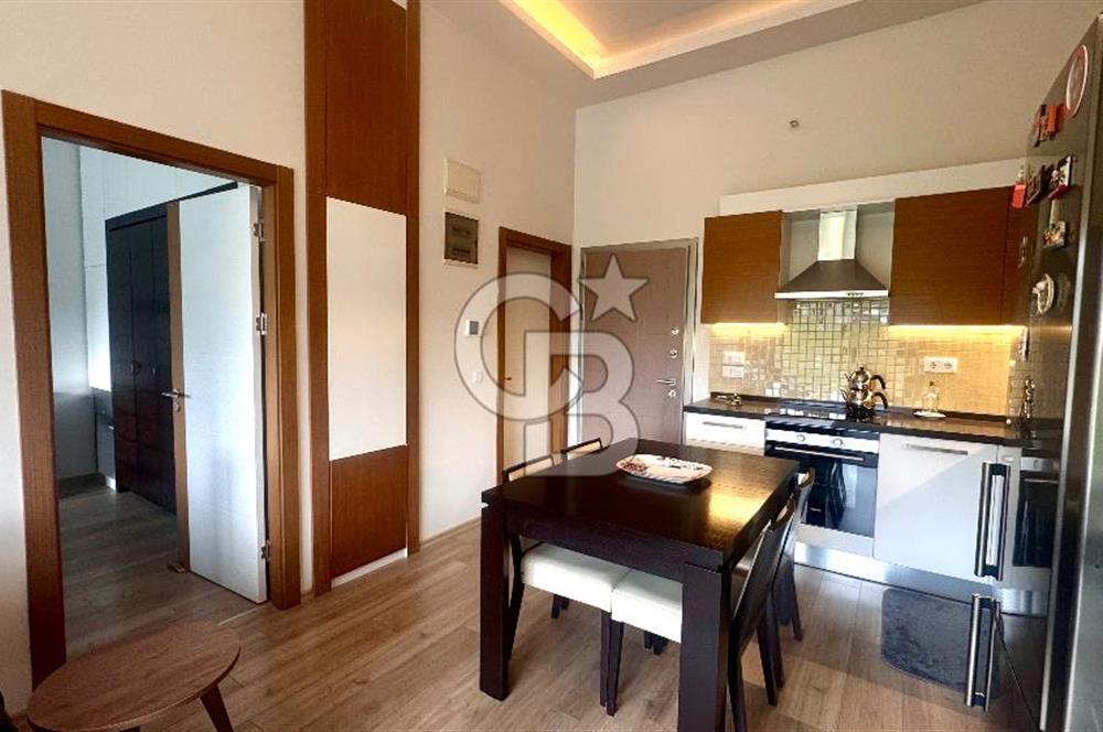 Bornova Narova 2 Sitesinde ful Eşyalı Kiralık 1+1 Daire