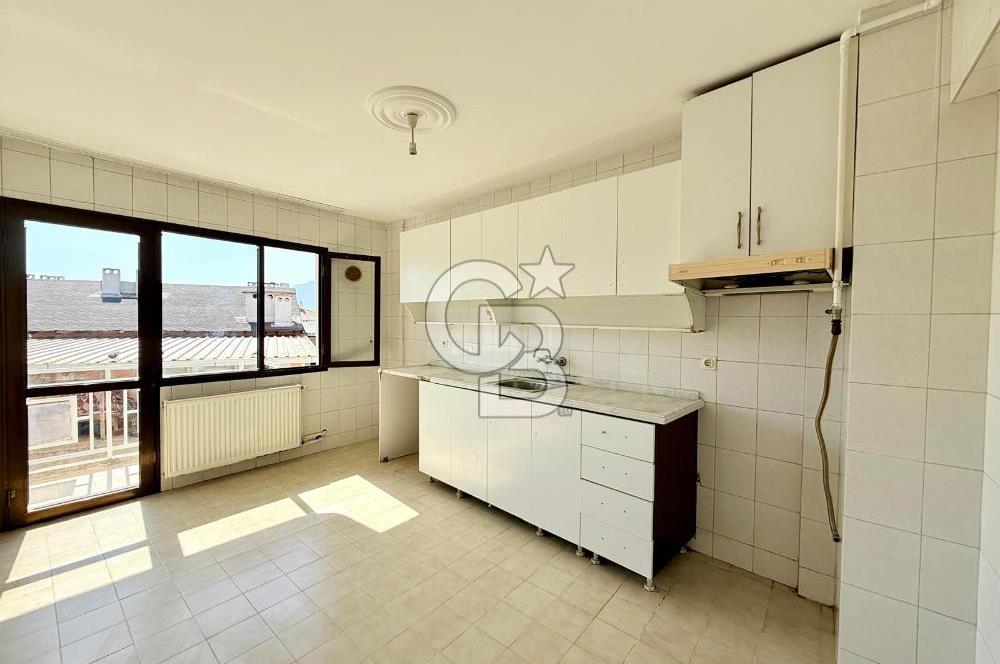 BORNOVA ERZENE MAHALLESİ SATILIK 3+1 DAİRE