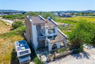 URLA ATATÜRK MAHALLESİNDE 3+1 SATILIK VİLLA - 1 - 365485