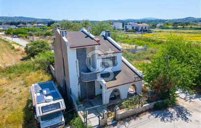 URLA ATATÜRK MAHALLESİNDE 3+1 SATILIK VİLLA