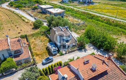 URLA ATATÜRK MAHALLESİNDE 3+1 SATILIK VİLLA
