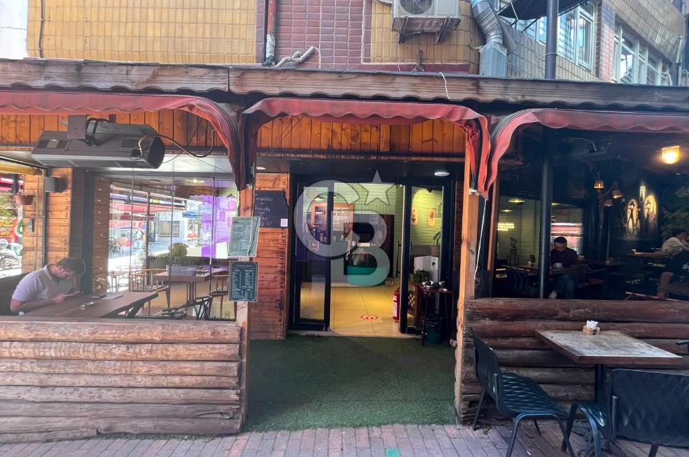 İZMİT ÇARŞI MERKEZDE FAAL DURUMDA DEVREN KİRALIK CAFE