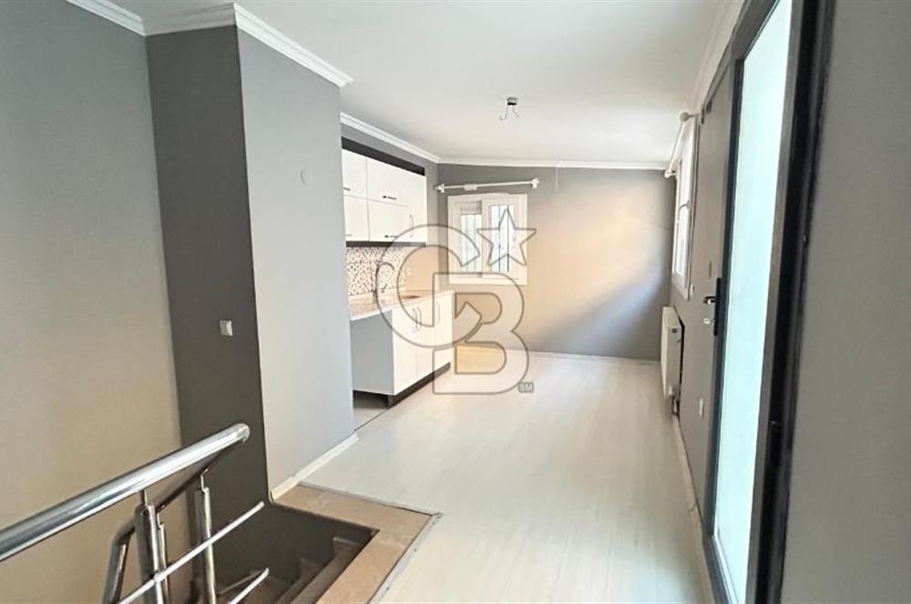 İzmir, Küçük Çiğli'de 3+2 Teraslı Çatı Dubleks