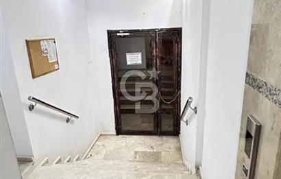 İzmir, Küçük Çiğli'de 3+2 Teraslı Çatı Dubleks