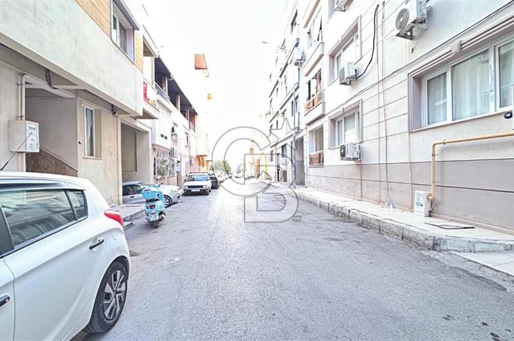 İzmir, Küçük Çiğli'de 3+2 Teraslı Çatı Dubleks