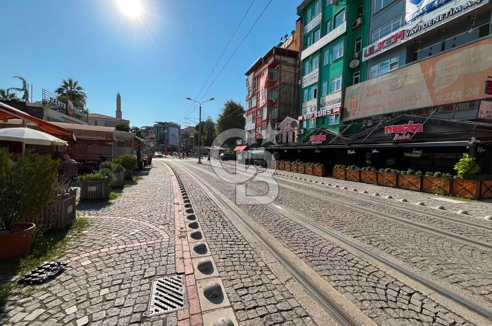 İZMİT ÇARŞI MERKEZ HALKEVİNDE KİRALIK 1+1 ARA KAT DAİRE
