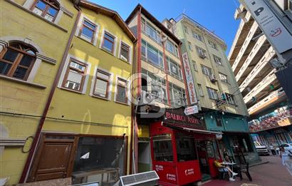 İZMİT ÇARŞI MERKEZ HALKEVİNDE KİRALIK 1+1 ARA KAT DAİRE