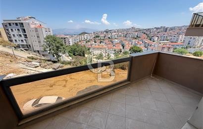 KARABAĞLAR POLİGON MAHALLESİNDE SATILIK DENİZ MANZARALI DAİRE