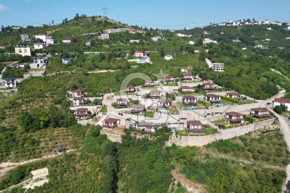 CB LİKA'DAN DOĞA MANZARALI SATILIK LÜKS TAŞ VİLLA