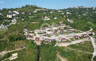 CB LİKA'DAN DOĞA MANZARALI SATILIK LÜKS TAŞ VİLLA