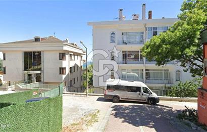 Avcılar Sahilde 2+1 Denize Sıfır Deniz Manzaralı Geniş Daire
