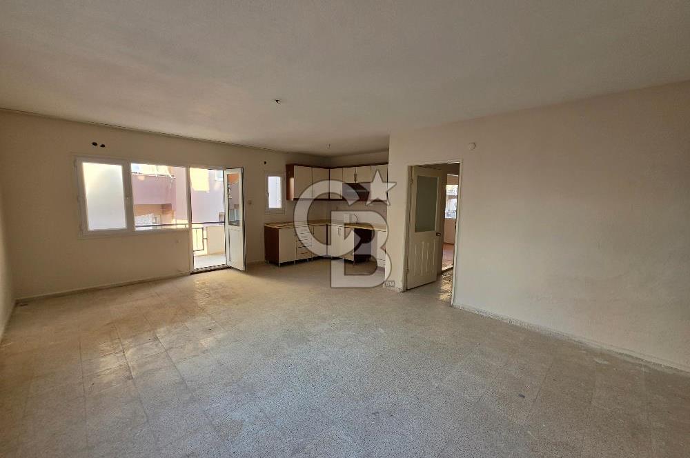 Kuşadası İkiçeşmelik Site İçinde Satılık 2+1 Daire