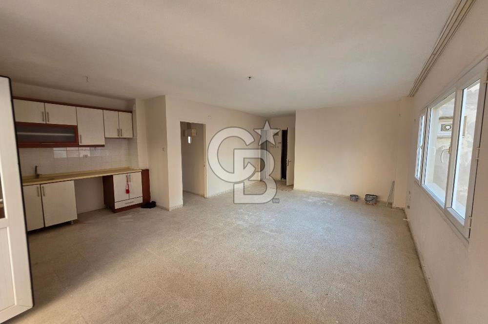 Kuşadası İkiçeşmelik Site İçinde Satılık 2+1 Daire