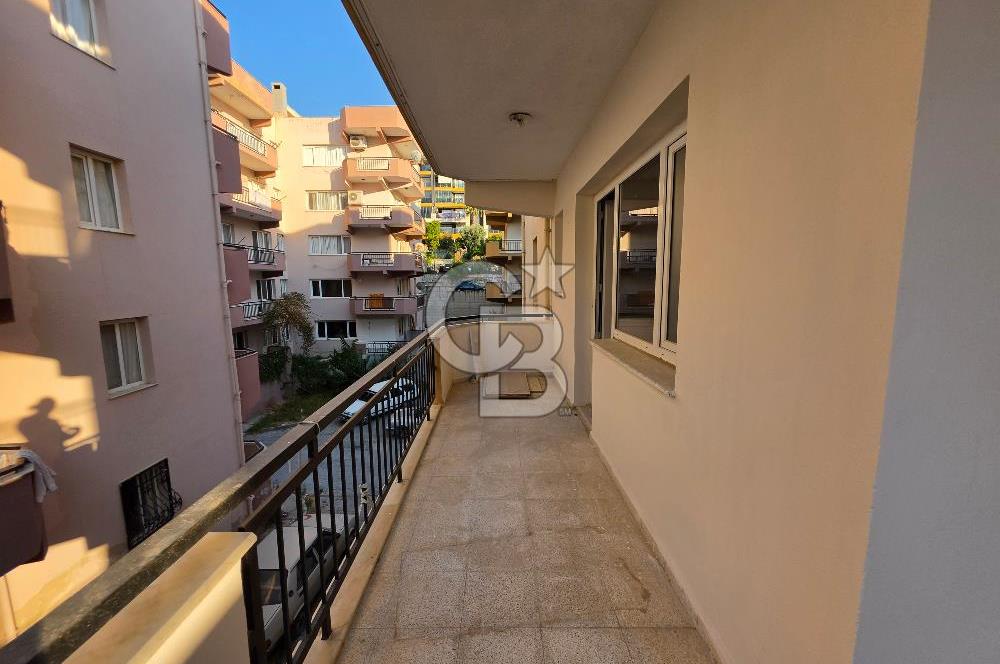 Kuşadası İkiçeşmelik Site İçinde Satılık 2+1 Daire