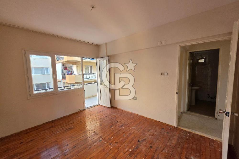 Kuşadası İkiçeşmelik Site İçinde Satılık 2+1 Daire