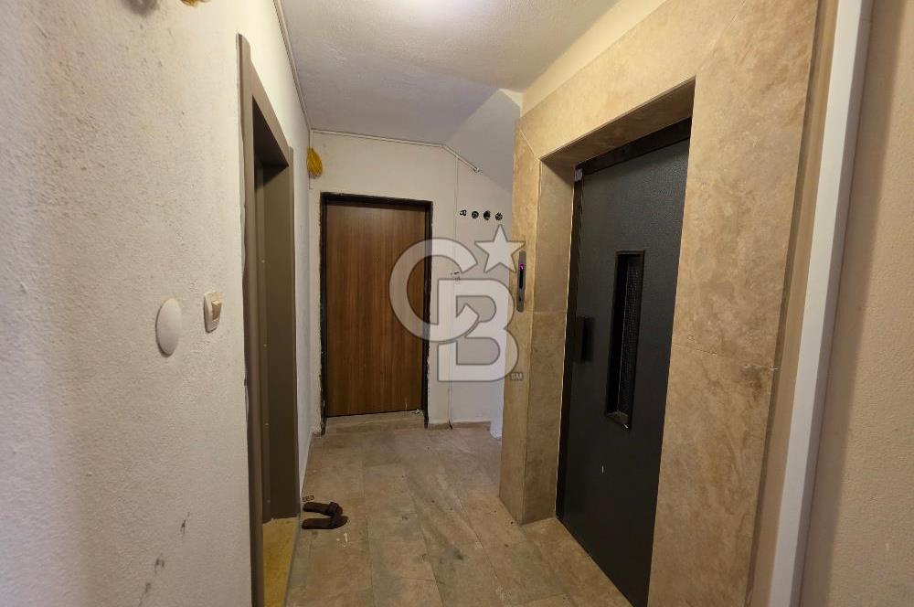 Kuşadası İkiçeşmelik Site İçinde Satılık 2+1 Daire