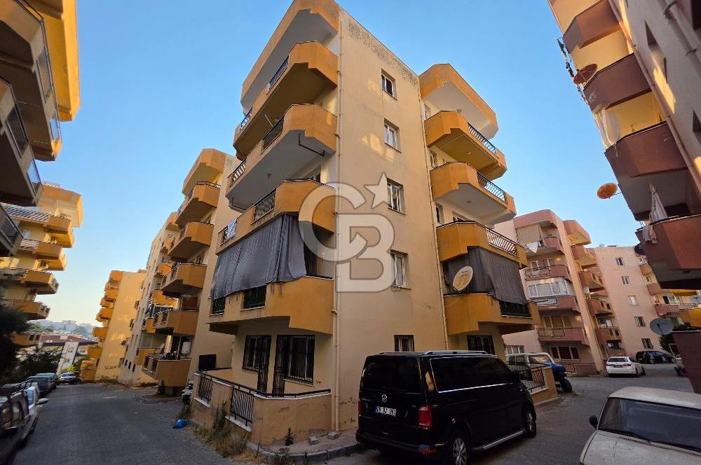 Kuşadası İkiçeşmelik Site İçinde Satılık 2+1 Daire