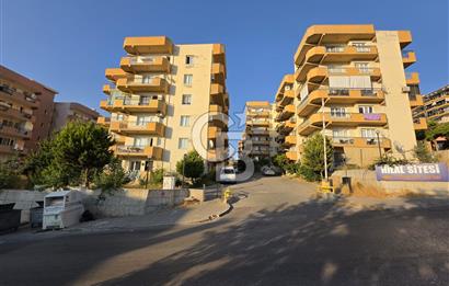 Kuşadası İkiçeşmelik Site İçinde Satılık 2+1 Daire